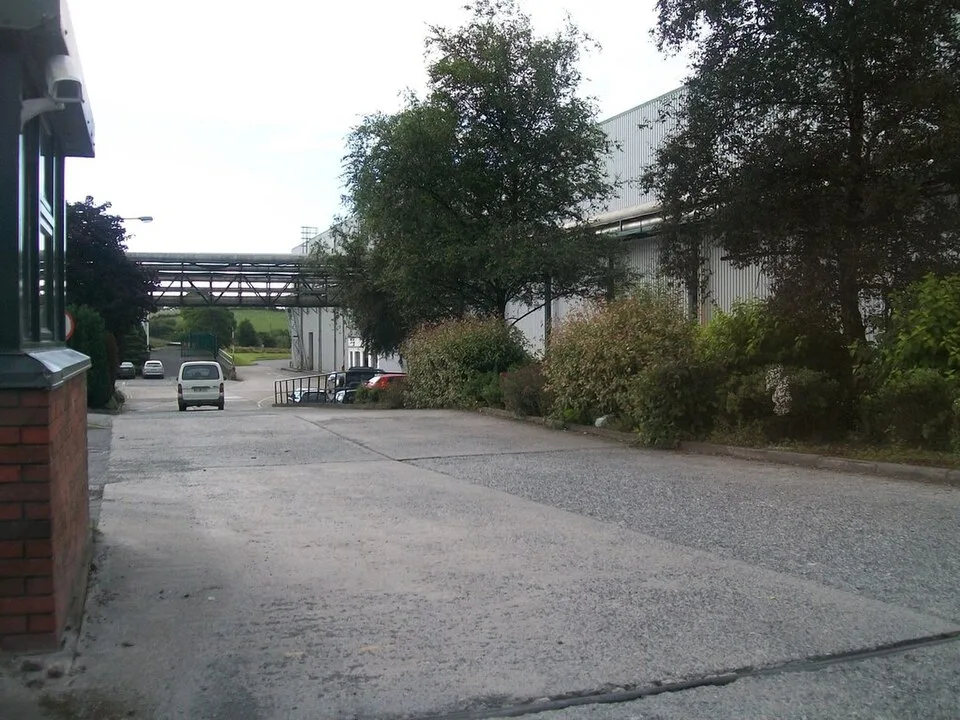 Almacén de refrigeración visto desde el exterior