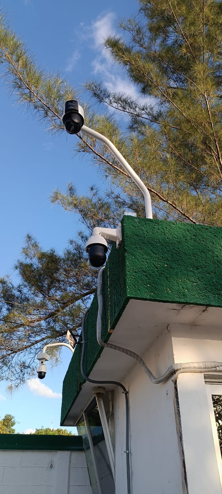 Sistema de alarma inteligente instalado por TECYPE en Mérida